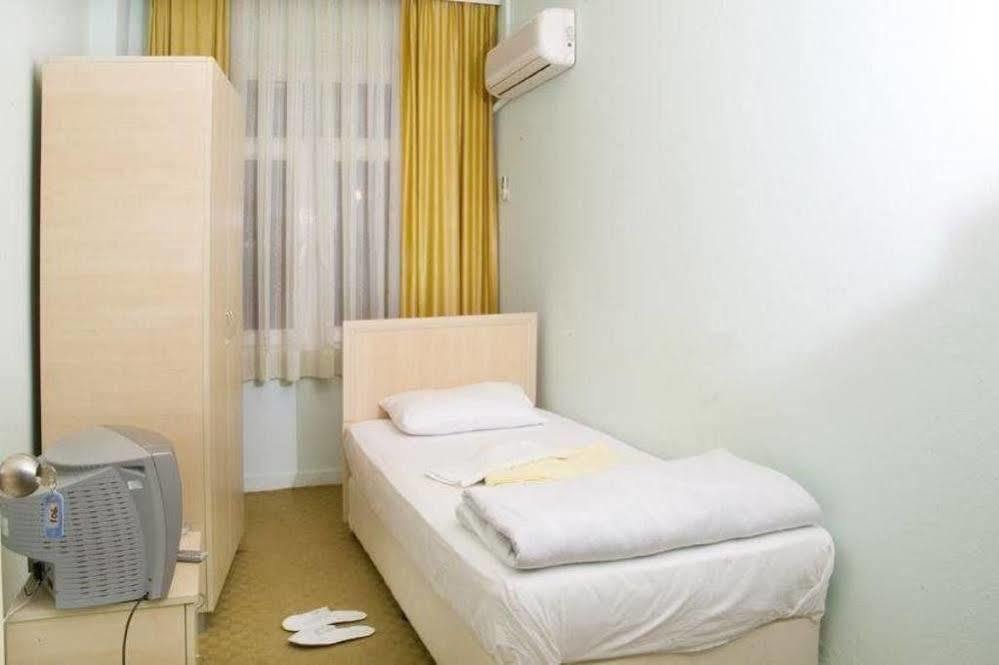 Uenver Hotel Adana Dış mekan fotoğraf